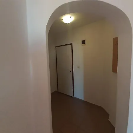 Guest house Malkata Stopanka 2*